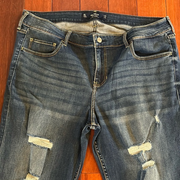 Hollister boot cut jeans - Picture 2 of 8